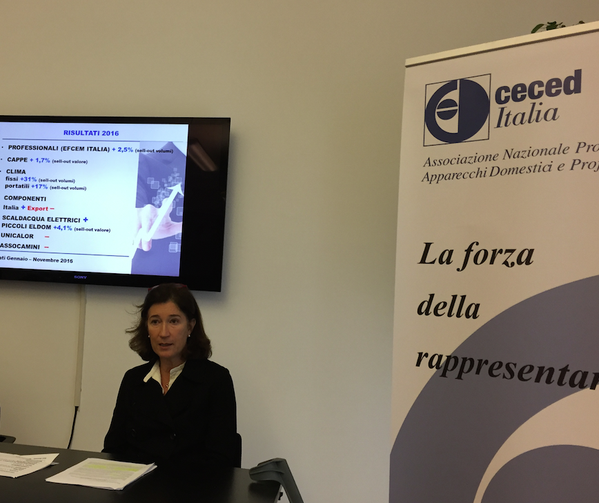 Manuela Soffientini, presidente di Ceced Italia, durante la conferenza stampa del 13 dicembre 2016 