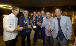 Brindisi Ferrari a Casa Italia con gli chef Davide Oldani, Massimo Bottura, Paolo Lavezzini, David Hertz e il sommelier Danio Braga